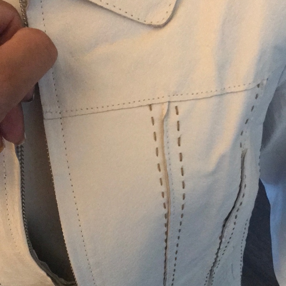 White leather jacket - Picture 4 of 4